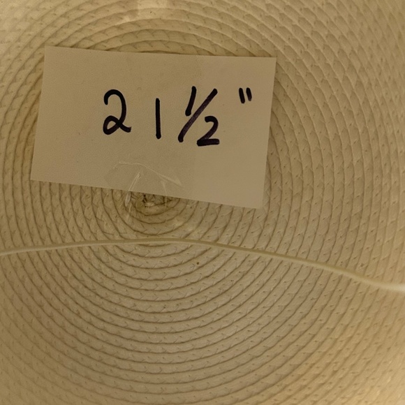 GRAND 1970s\' WHITE STRAW SCULPTURED WIDE BRIM HAT + APPLIQUES & FABRIC FLOWERS main image 10